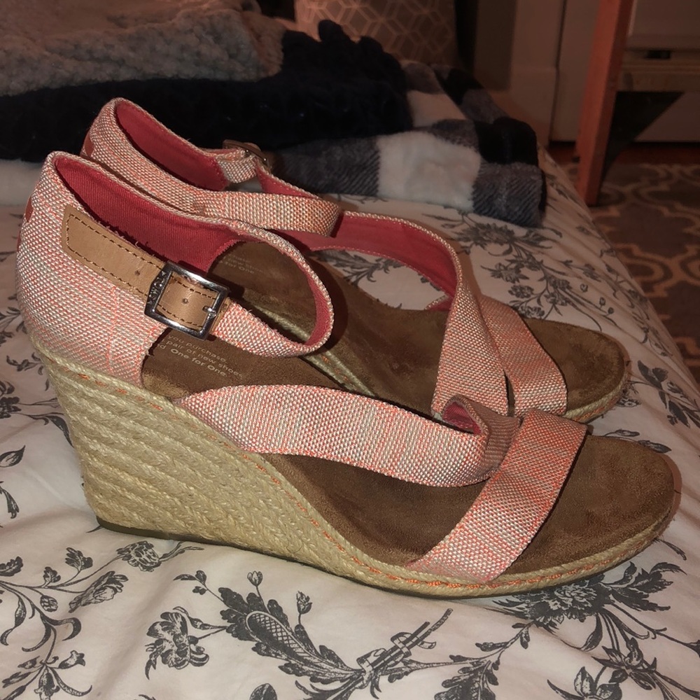 Toms Wedge Heels